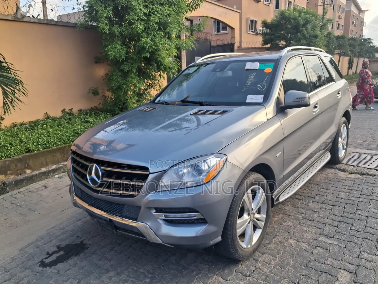 Mercedes-Benz M Class 2012 Gray