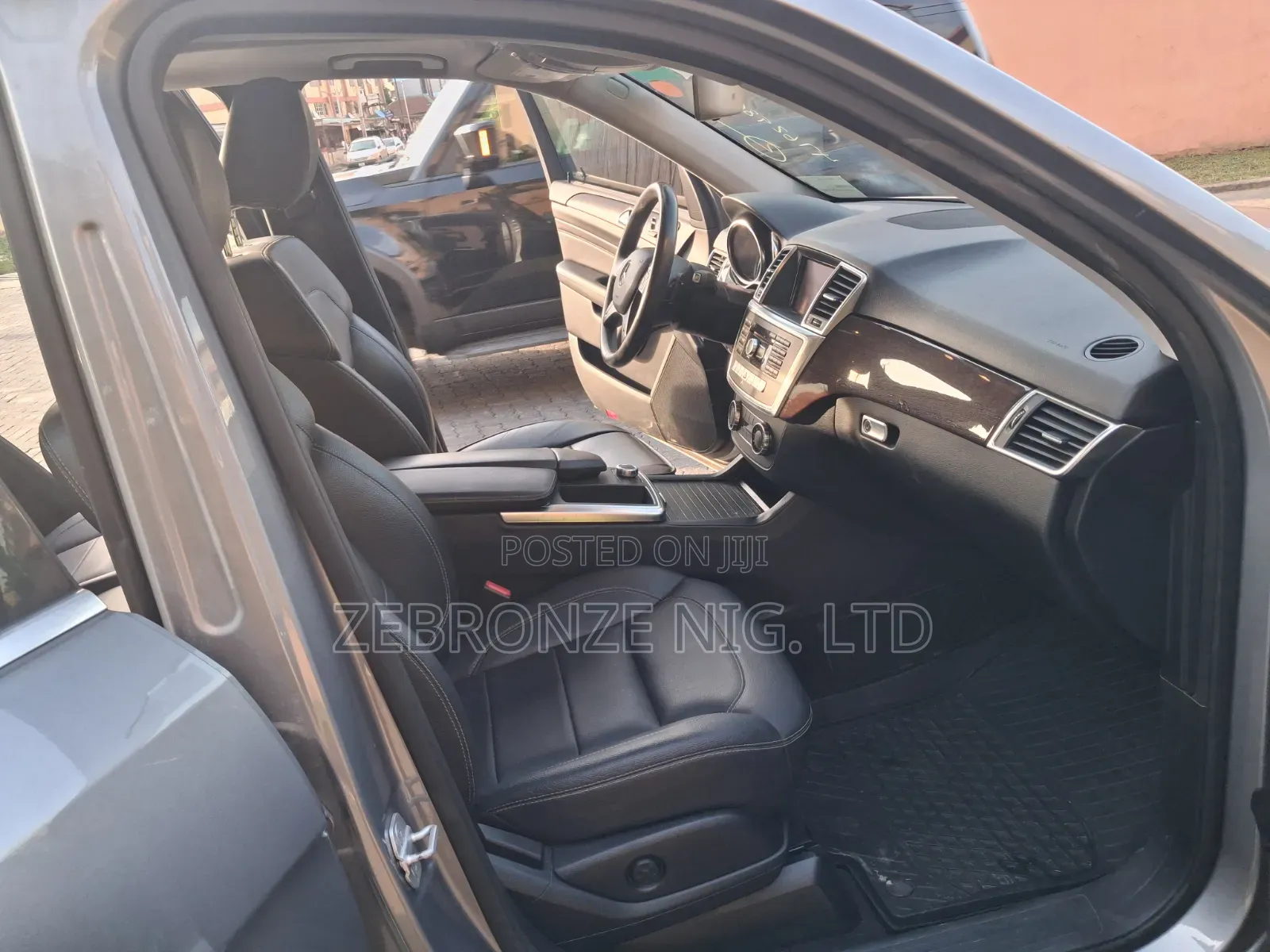 Mercedes-Benz M Class 2012 Gray