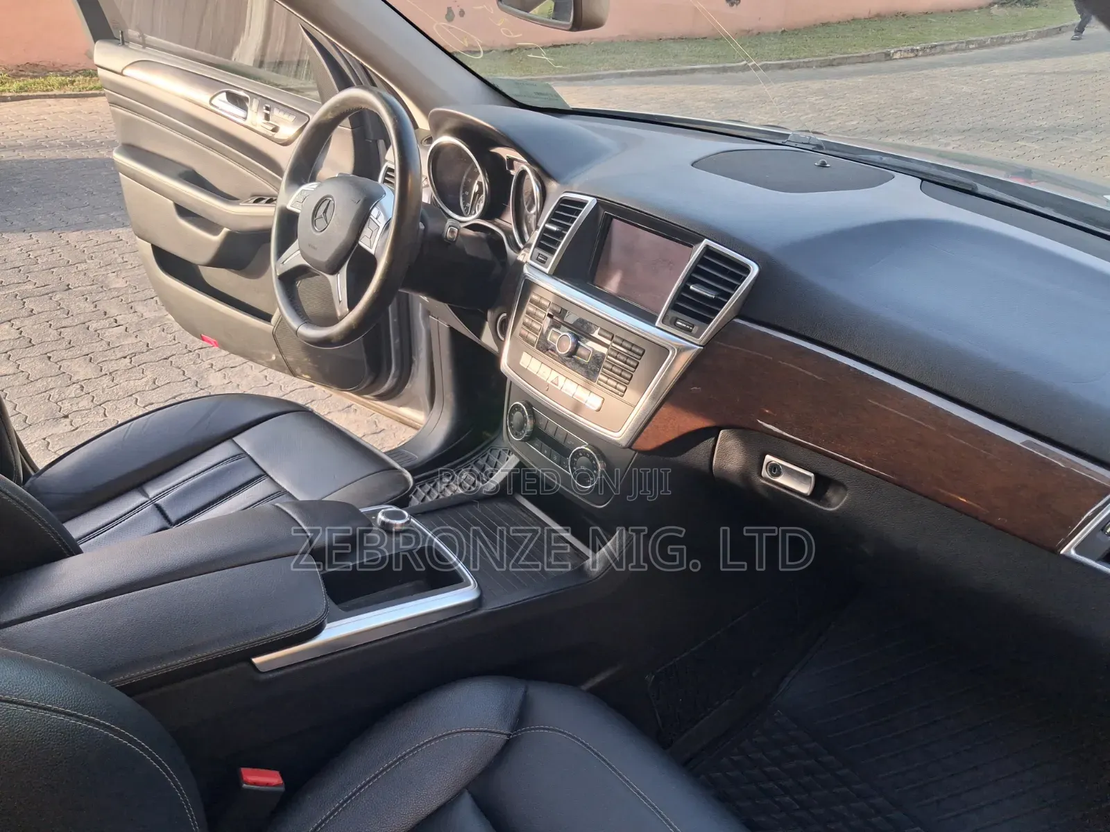 Mercedes-Benz M Class 2012 Gray