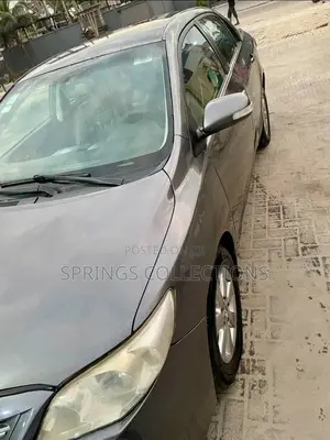 Toyota Corolla 2010 Gray