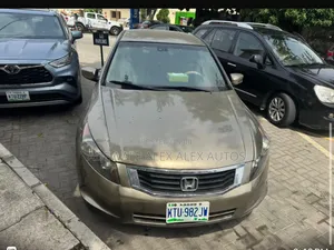 Honda Accord 2009 Gold