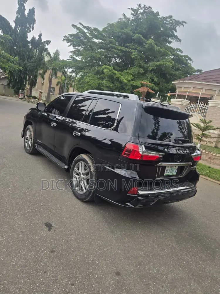 Lexus LX 570 AWD 2013 Black