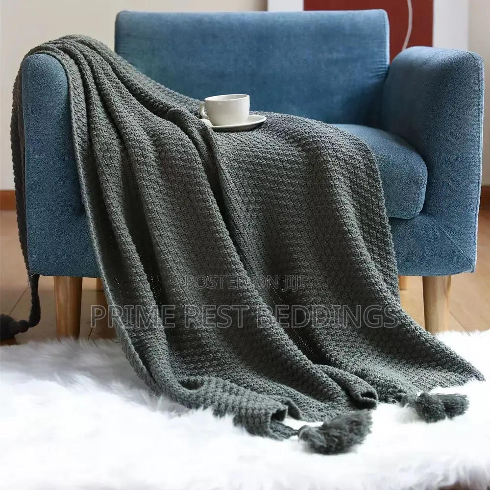 Luxury Knitted Throw Blanket