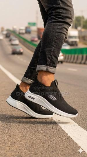 Skechers— Own Your Look Unleash Your Style With Signature .