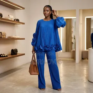 Trendy Three Quarter Sleeve and Top