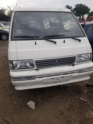 Mitsubishi Delica 2009 White