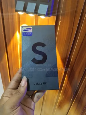 New Samsung Galaxy S22 5G 256 GB Black