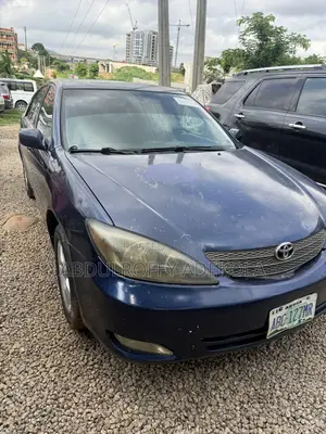 Toyota Camry SE V6 4dr Sedan (3.3L 6cyl 5A) 2005 Blue