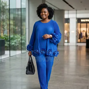 Trendy Three Quarter Sleeve and Top