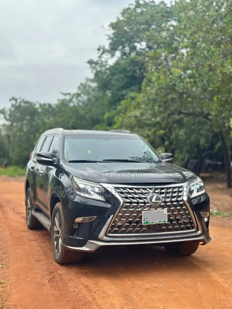 Lexus GX 2011 Black