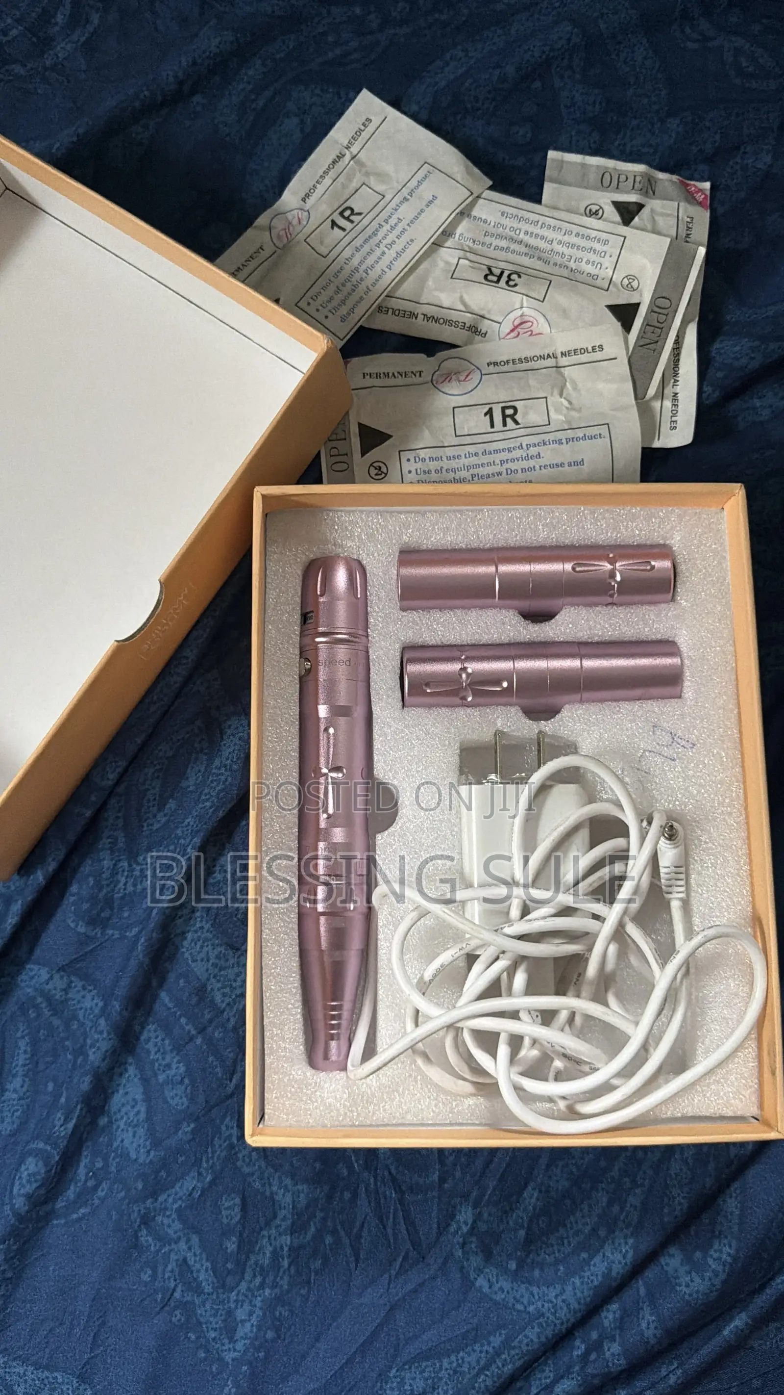 2 Batteries Tattoo Machine