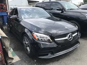 Mercedes-Benz C300 2019 Black