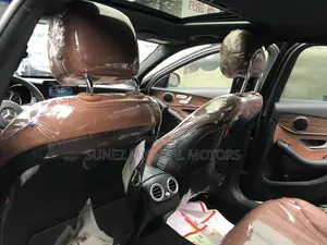 Mercedes-Benz C300 2019 Black