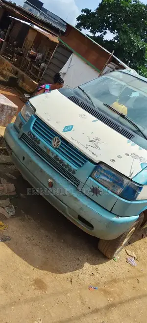 Volkswagen Transporter 2000 Green