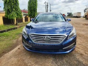 Hyundai Sonata SE 4dr Sedan (2.4L 4cyl 6A) 2015 Blue