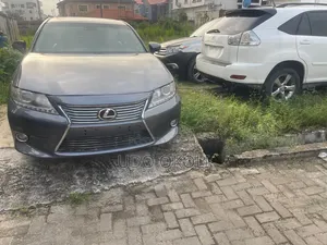 Lexus ES 350 FWD 2013 Gray