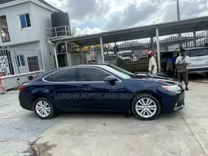 Lexus ES 350 FWD 2013 Blue