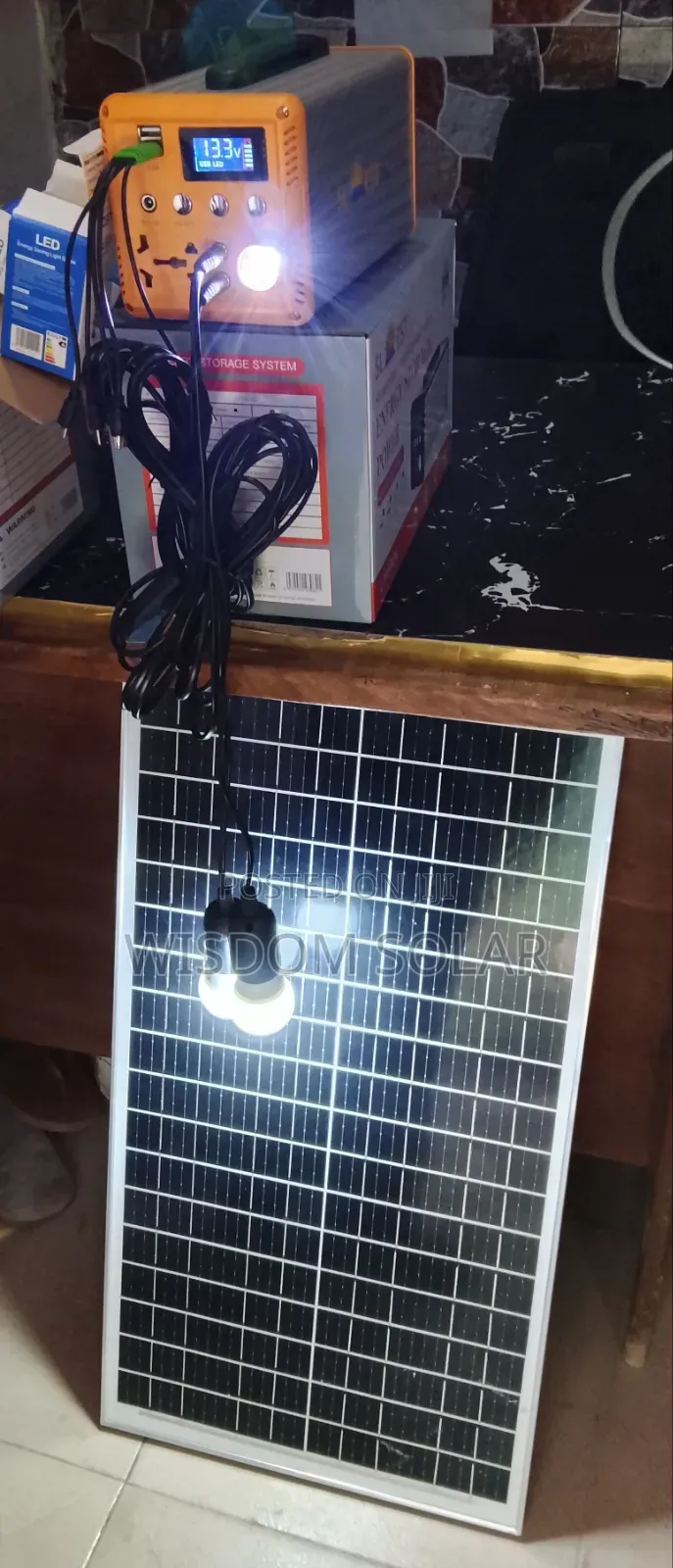 300w Energy Storage Solar Generator With Solar Panel 60w