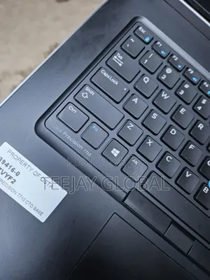 Laptop Dell Precision 7710 24GB Intel Core i7 HDD+SSD 2T