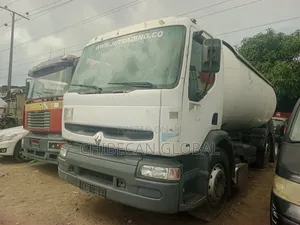 Renault Premium 300 Gas (Lpg)Tanker Truck 23. Litrs(Tokunbo) 6 Tyres