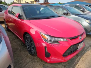 Scion tC 2015 Red