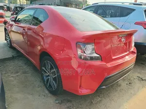 Scion tC 2015 Red