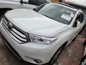 Toyota Highlander 2011 White