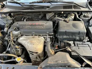 Toyota Camry LE 4dr Sedan (2.4L 4cyl 5M) 2004 Blue