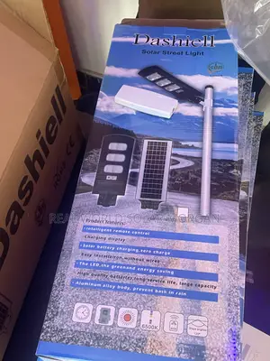 300w Dashie All-in-One Solar Street Light