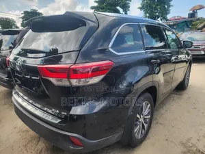 Toyota Highlander 2018 Black