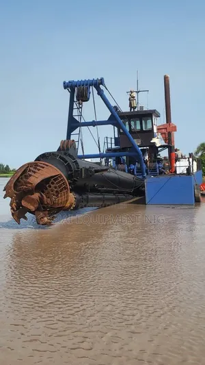 Ellicot Dredger (Csd) 20/22 Inches