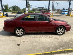 Toyota Camry SE 4dr Sedan (2.4L 4cyl 5A) 2005 Maroon