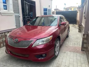 Toyota Camry 2009 Red