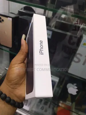 New Apple iPhone 13 128 GB White