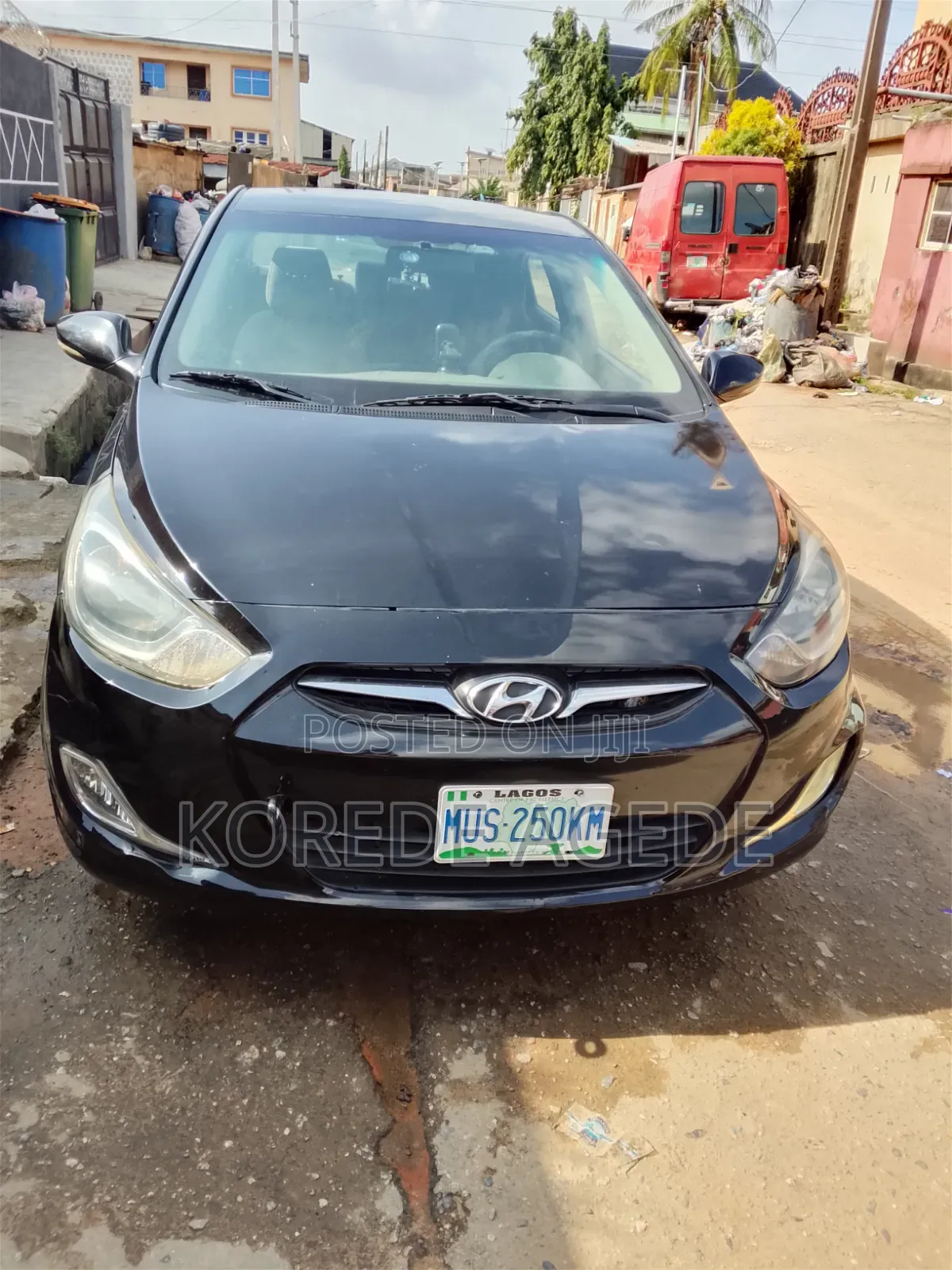 Hyundai Accent SE 2012 Black