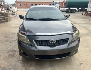 Toyota Corolla 2010 Gray