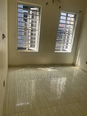 4bdrm Duplex in Tulip Heaven, Chevron for rent