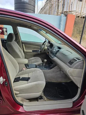 Toyota Camry 2005 Red
