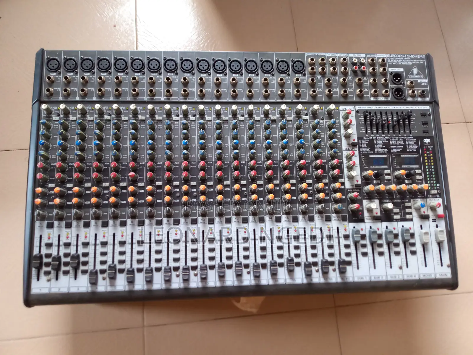 Behringer Mixer