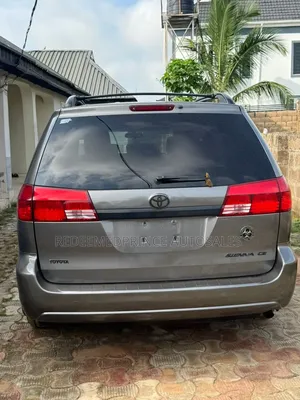 Toyota Sienna 2006 Gray