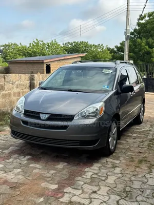Toyota Sienna 2006 Gray