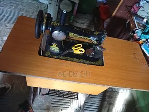 Manual Sewing Machine