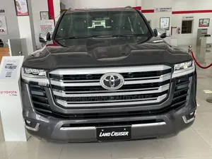 New Toyota Land Cruiser 2026 Gray