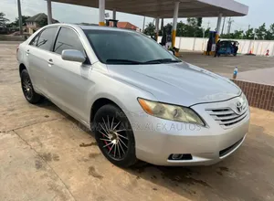 Toyota Camry 2008 Silver