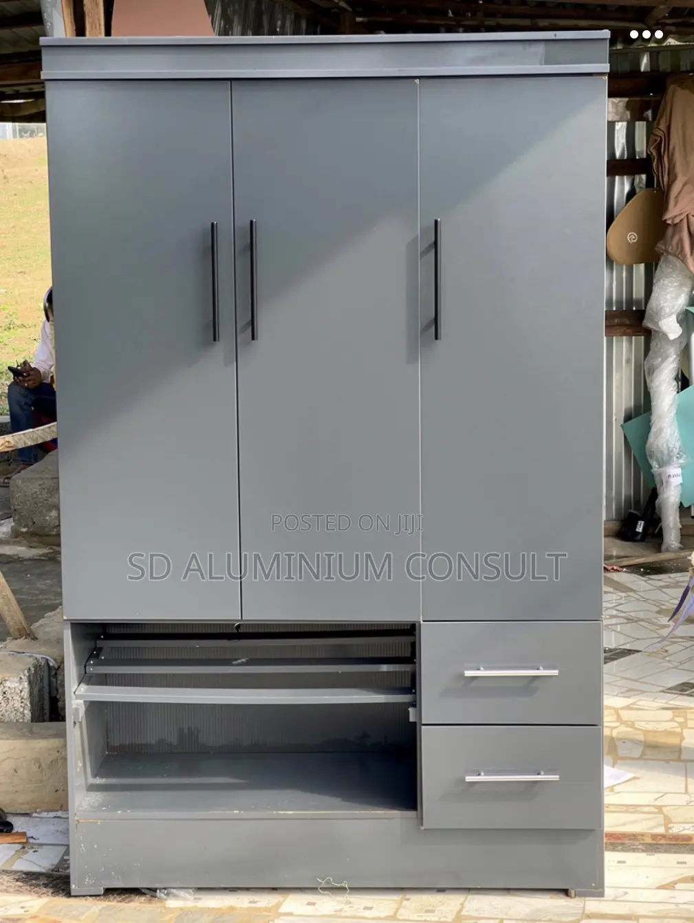 Wardrobe S