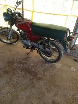 Bajaj Boxer 2020 Red
