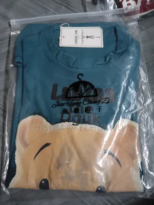 I Sell Clothing Luxury at Affordable Prices