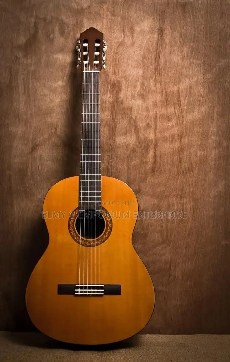Yamaha C70 Guitar Classical Nylon-String Guitar