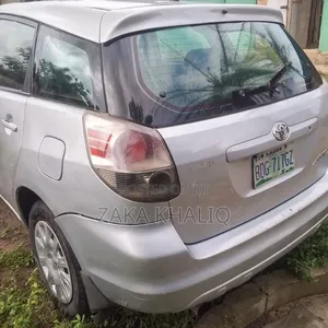 Toyota Matrix 2005 Silver