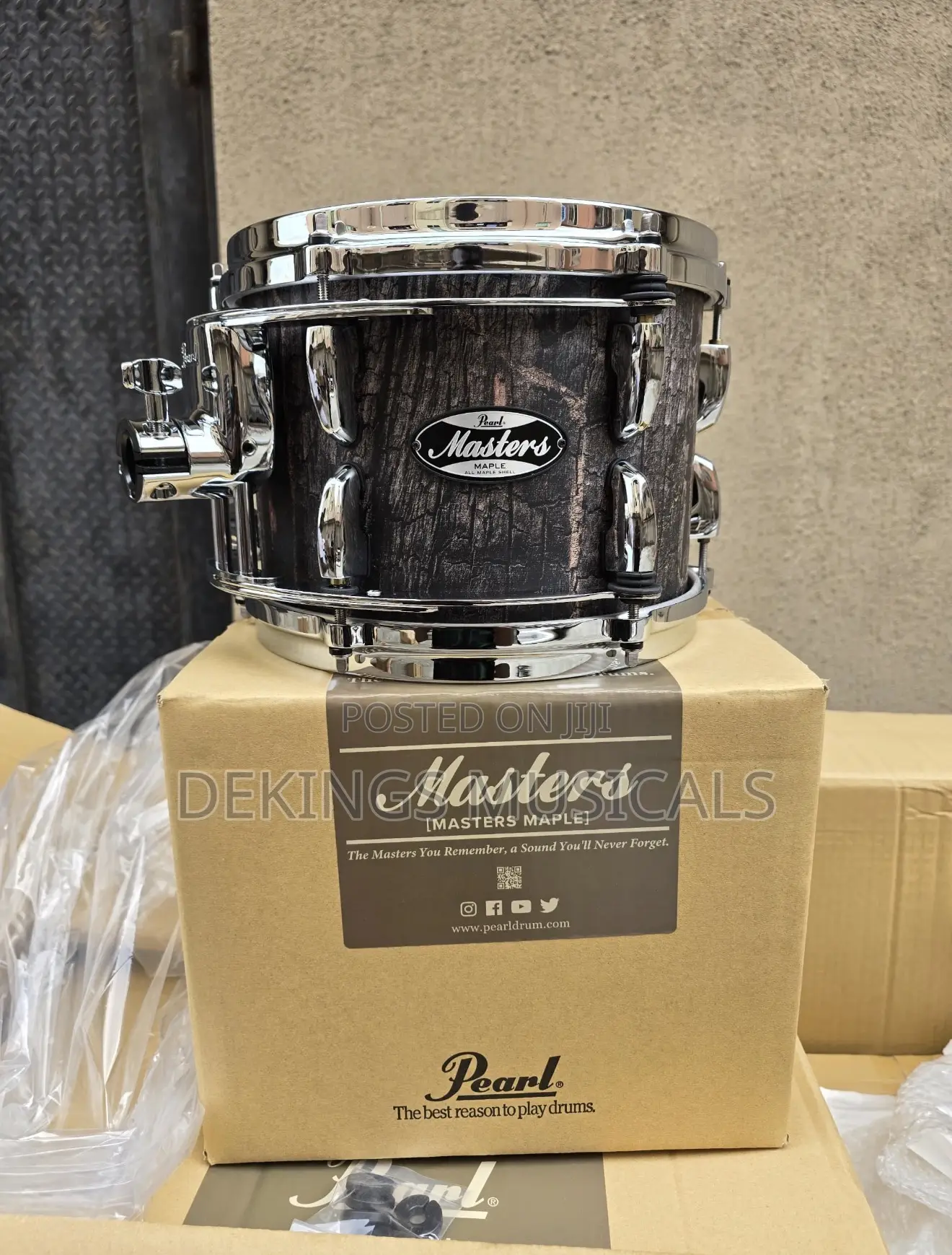 Professional Pearl Drumset Masters Maple